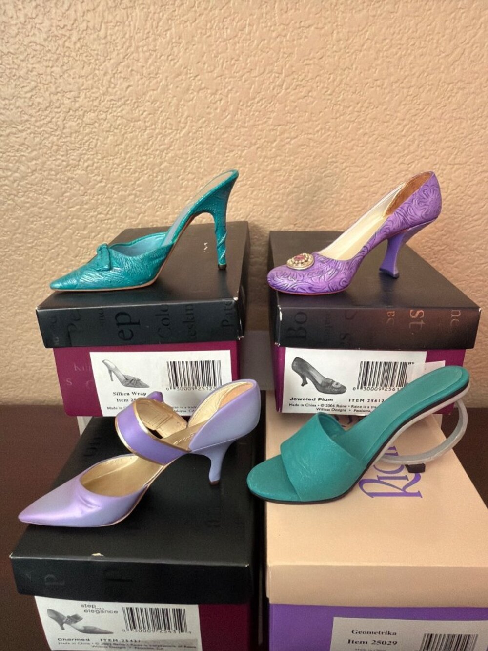 Just the Right Shoe Raine Miniature Shoe Figurines Lot of 4 Charmed Geometrika J - Picture 2 of 12